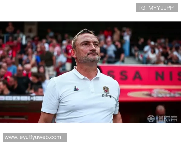 尼斯球员与球迷发生激烈冲突体育总监莫里斯遭殴打事件回顾