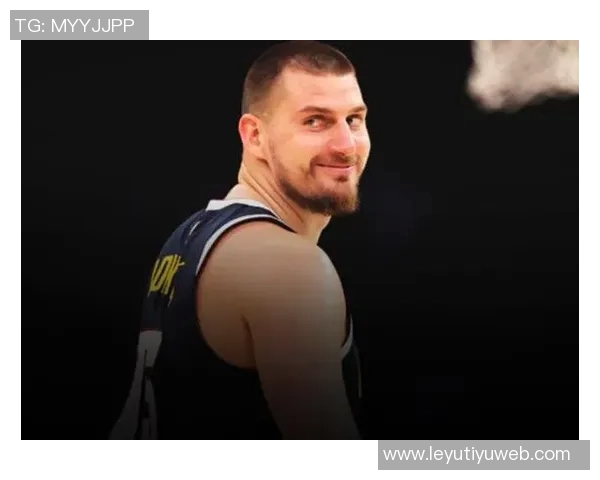 约基奇下半场狂砍30分展现MVP级别的逆转能力引发媒体热议