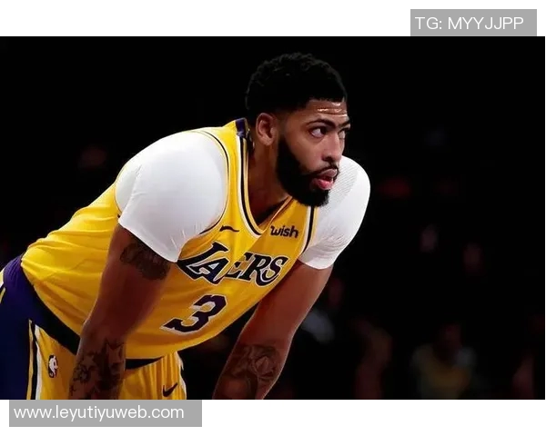 浓眉半场0分回顾上次发生在去年圣诞大战前的伤退时刻