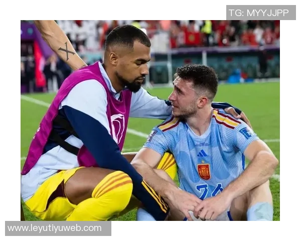 罗伯特桑切斯与库库雷利亚今日重返训练场状态回暖