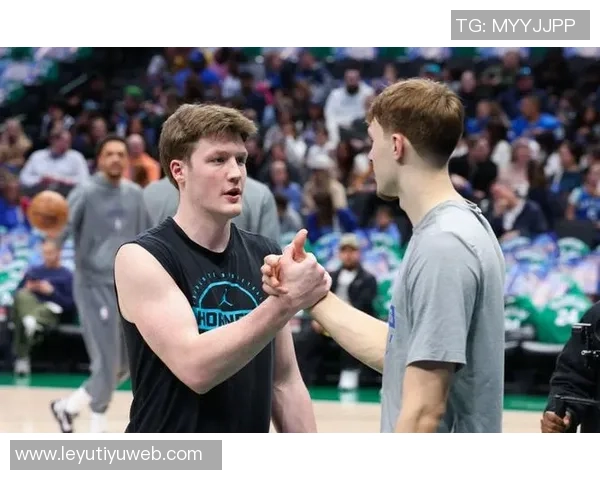 经典舍友之战引发最佳新秀争夺战兄弟情谊难以割舍