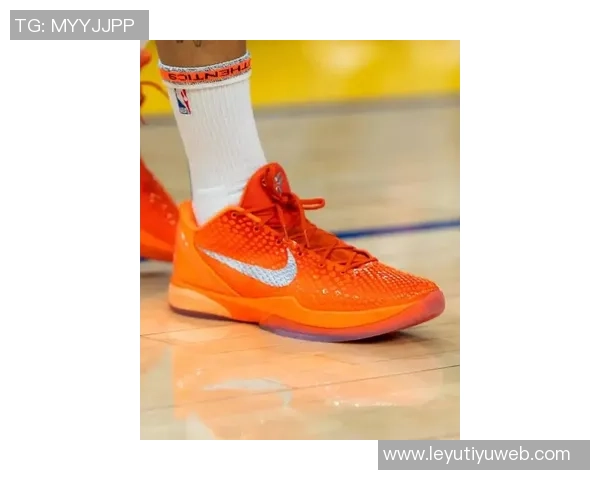 库里热身穿科比6代美国队PE国旗元素融合展现篮球精神与文化传承